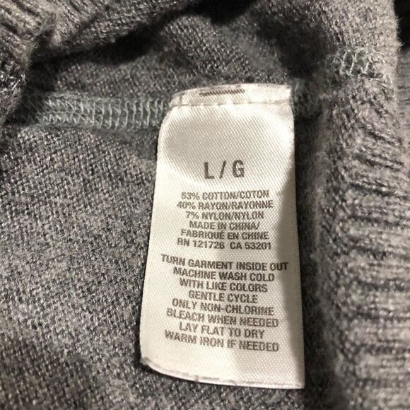 Aeropostale Gray V-Neck Button Cardigan — Size L (Juniors) - Picture 6 of 6